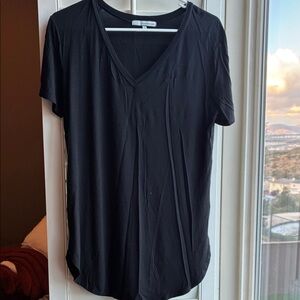Black V-Neck Short Sleeve Tee